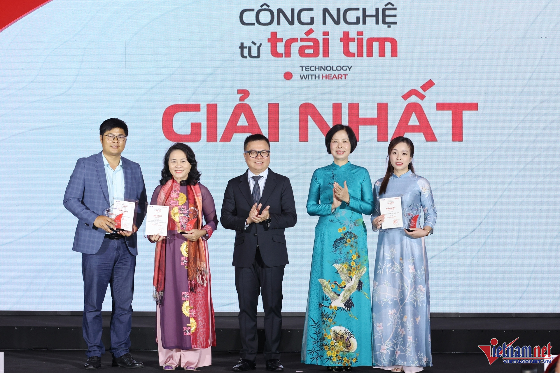 Khởi động Giải thưởng ảnh/video "Công nghệ từ trái tim" mùa thứ 2